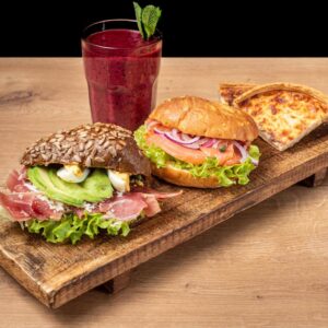 Luxe lunch met quiche & belegde broodjes